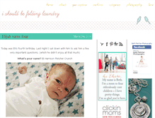 Tablet Screenshot of ishouldbefoldinglaundry.com